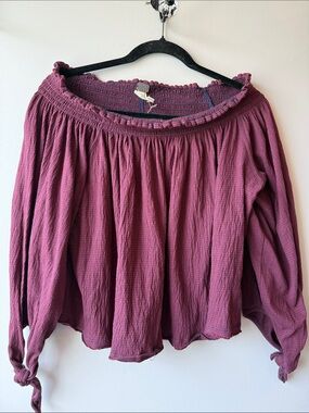 We The Free vintage Berry Smocked Off-Shoulder Top cotton medium